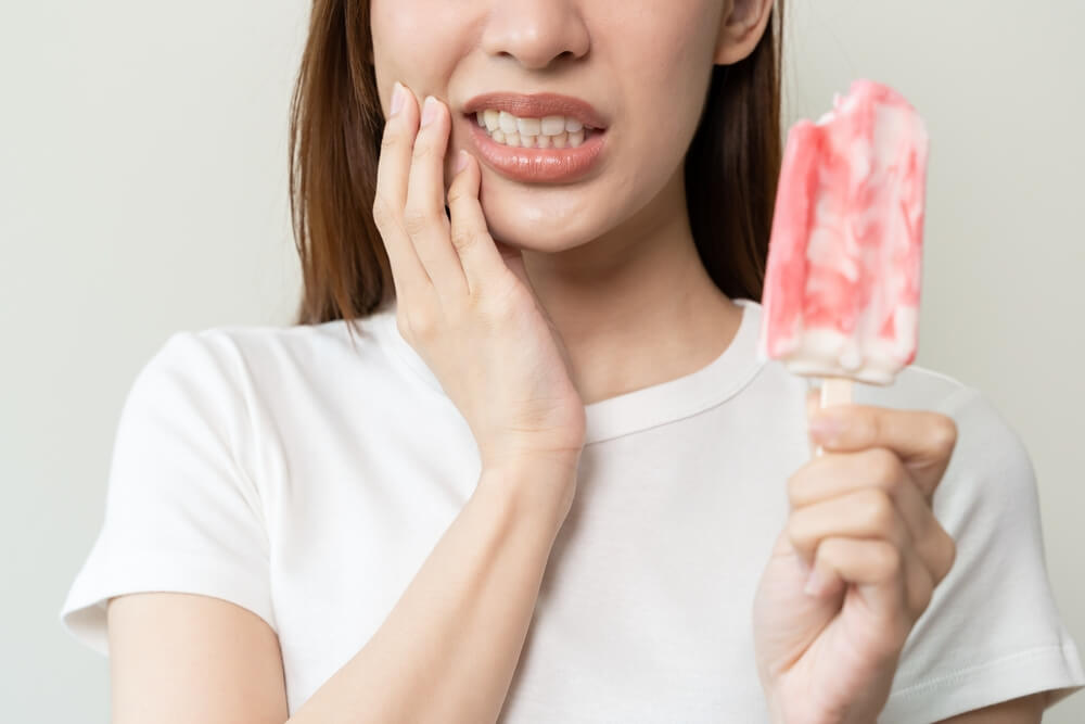 What makes Teeth Sensitive?